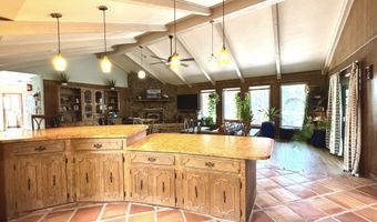 1305 S Country Club Cir, Carlsbad, NM 88220