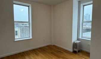 36-05 Vernon Blvd, Long Island City, NY 11106
