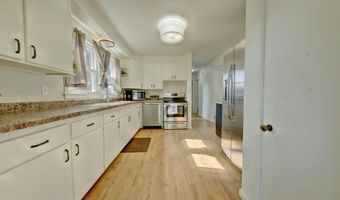 506 5TH St, Armstrong, IA 50514