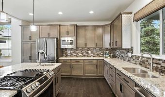 8683 Estates Cir, Anchorage, AK 99507
