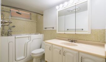 2999 Point East Dr C214, Aventura, FL 33160