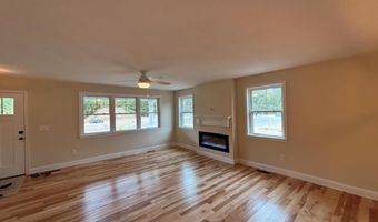 12 Taylor Cir 10, Brentwood, NH 03833