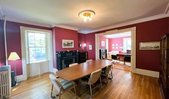 8 Crosby St, Augusta, ME 04330