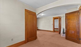 227 North Ave, Burlington, VT 05401