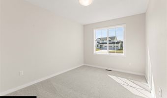 402 NE 59th St, Ankeny, IA 50021