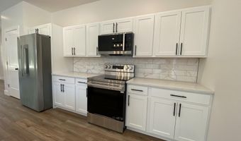 16 Trinton Ave, Bedford, IN 47421