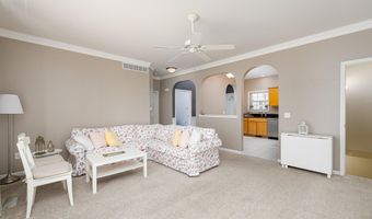 2906 N Knightsbridge Cir, Ann Arbor, MI 48105