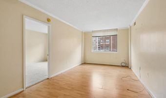 3830 9TH St N 606W, Arlington, VA 22203