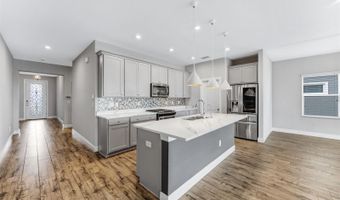 5434 SILVER SUN Dr, Apollo Beach, FL 33572