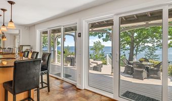 27 Highview Ter, Belfast, ME 04915