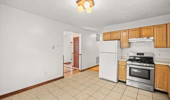 30 Seabreeze Dr, Bourne, MA 02532