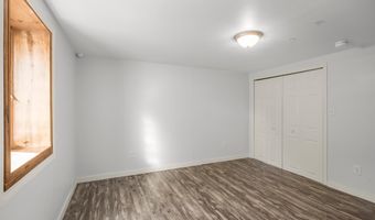 539 Brisbin St, Anoka, MN 55303