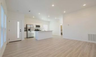 970 Boardwalk Ave, Bentonville, AR 72713