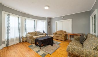 31 Drummond St, Auburn, ME 04210