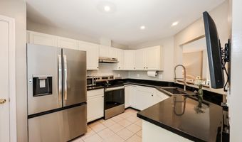 8 Riverside Dr, Allenstown, NH 03275