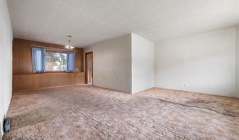 318 W 4th St, Anaconda, MT 59711