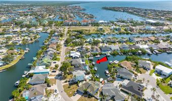 6604 DOLPHIN COVE Dr, Apollo Beach, FL 33572