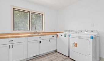 13629 Glasgow Ln, Apple Valley, MN 55124