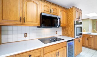 14333 Meranda Rd, Anna, OH 45302