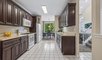 1410 Grandview Ct 1410, Algonquin, IL 60102