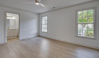 386 Sherwood Oaks Dr, Asheboro, NC 27205