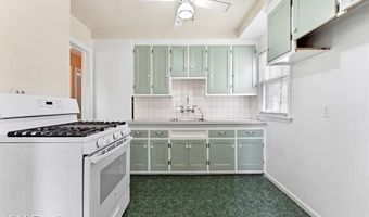 7686 Winona Ave, Allen Park, MI 48101