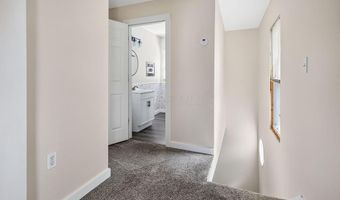 37 College St, Alexandria, OH 43001