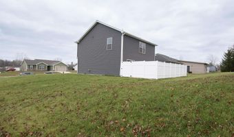 402 Riverview Dr, Albion, IN 46701