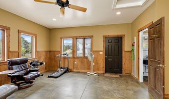 2245 Colestin Rd, Ashland, OR 97520