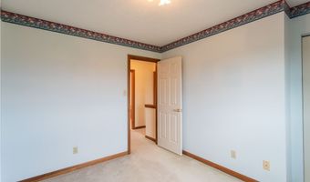 128 Moffett Run Rd, Aliquippa, PA 15001