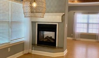 3902 SW Greyhawk Dr, Bentonville, AR 72713