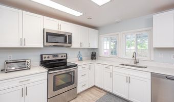 19 ANCHOR WAY Dr, Berlin, MD 21811