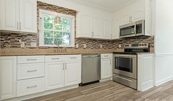 2240 Lawton Bluff Rd, Charlotte, NC 28226