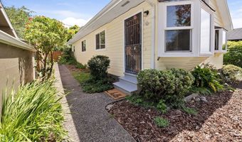 1814 4th St, Astoria, OR 97103