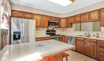 7000 GATTON Sq, Alexandria, VA 22315