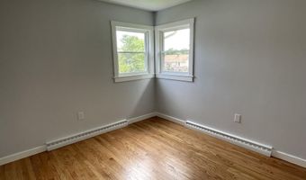 10 Crawford Dr, Bath, ME 04530