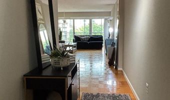 1300 ARMY NAVY Dr 816, Arlington, VA 22202