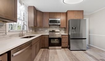 153 Stonybrook Ct, Athens, GA 30605