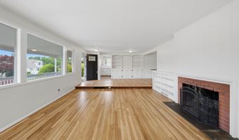 5 Lilac Ln, Brookfield, CT 06804