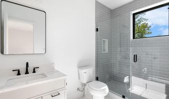 6921 GRANBY St, Bethesda, MD 20817