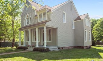 802 S Center St, Ashland, VA 23005