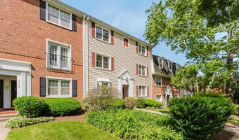 2725 S WALTER REED Dr B, Arlington, VA 22206