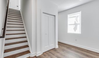 921 EDGLEY St, Philadelphia, PA 19122