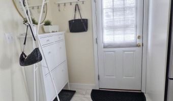 42 Millbrook Ln, Auburn, ME 04210