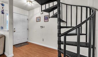 3 Sunnydale Ct, Bayville, NJ 08721