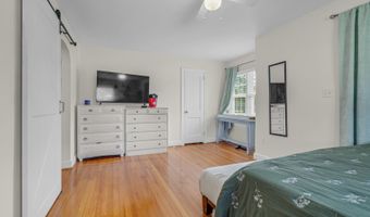 384 Snow Hill St, Ayden, NC 28513