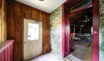 2165 STATE St, Alburtis, PA 18011