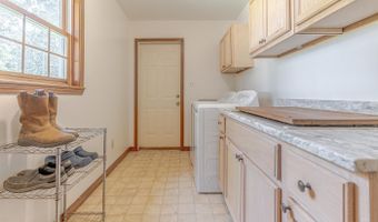 13633 U.S. 62, Ash Flat, AR 72513