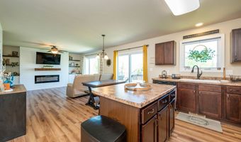 509 S 13th St, Adel, IA 50003