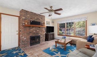 227 Prospect Ave, Middletown, RI 02842